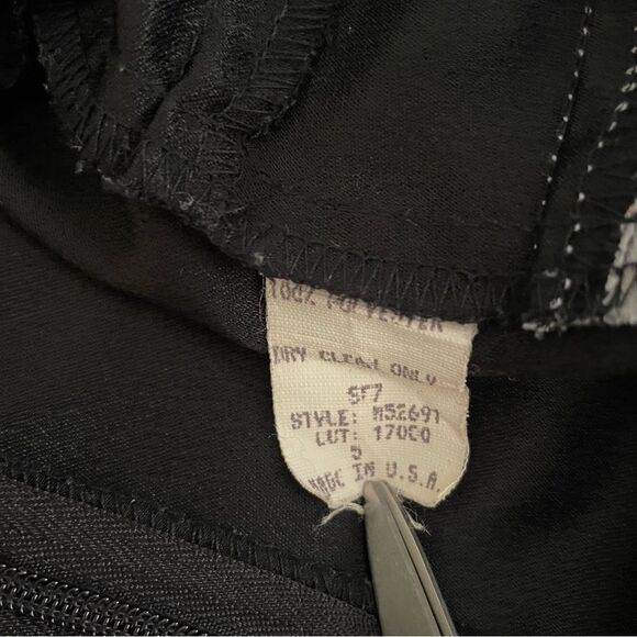 Vintage 80s-90s Rampage Retro Inspired Black & White Dress - Picture 7 of 8